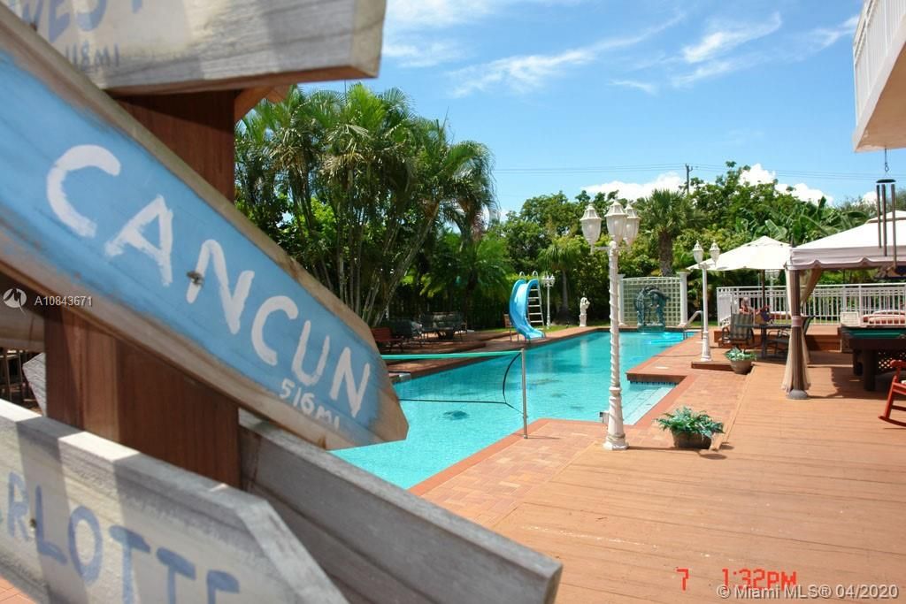 Recently Rented: $5,400 (7 beds, 5 baths, 4361 Square Feet)