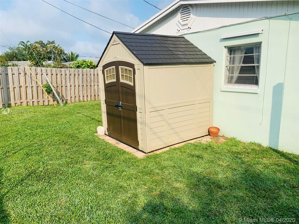 Recently Sold: $292,000 (3 beds, 2 baths, 1425 Square Feet)