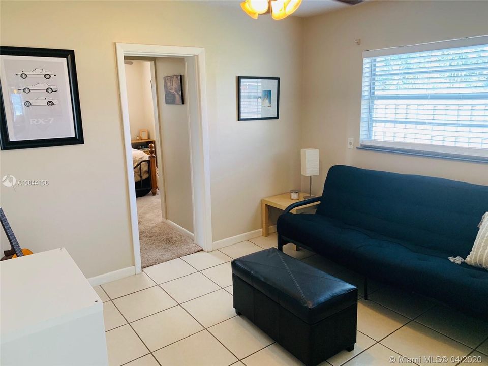 Recently Sold: $292,000 (3 beds, 2 baths, 1425 Square Feet)