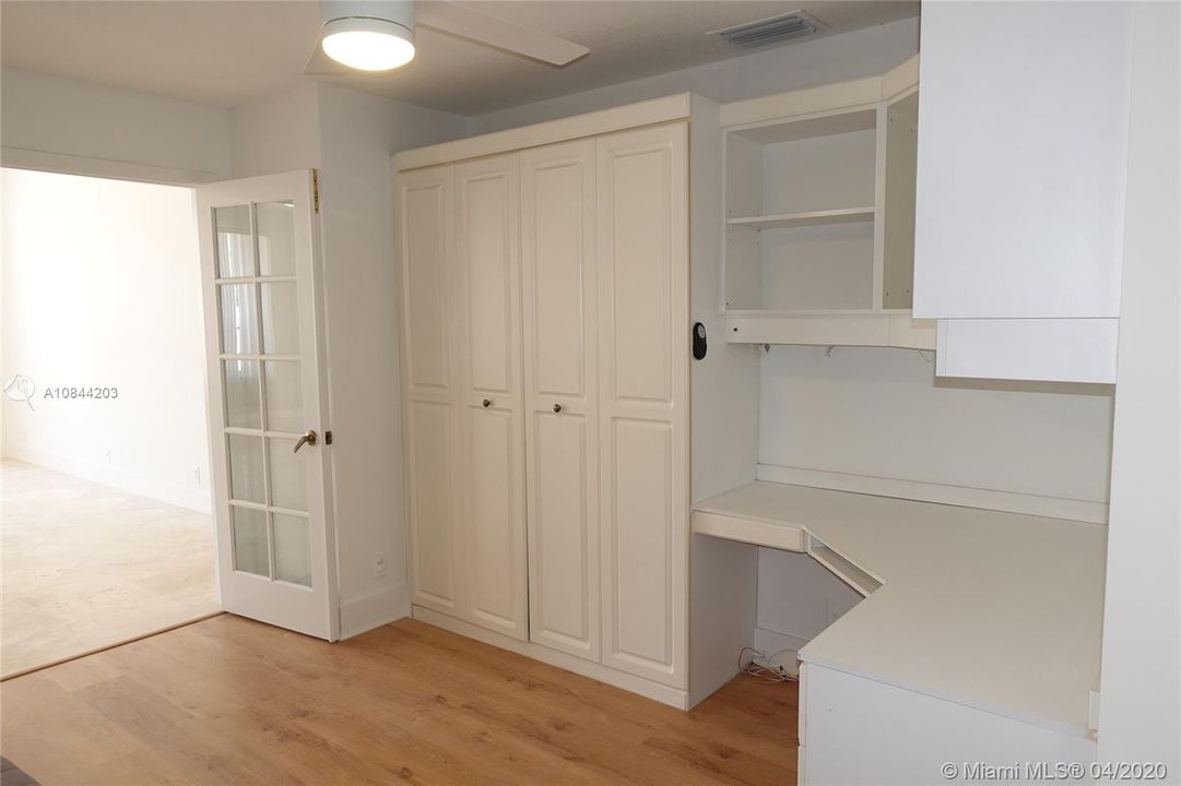 Recently Rented: $3,250 (4 beds, 2 baths, 2246 Square Feet)
