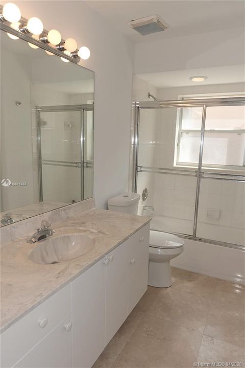 Recently Rented: $3,250 (4 beds, 2 baths, 2246 Square Feet)