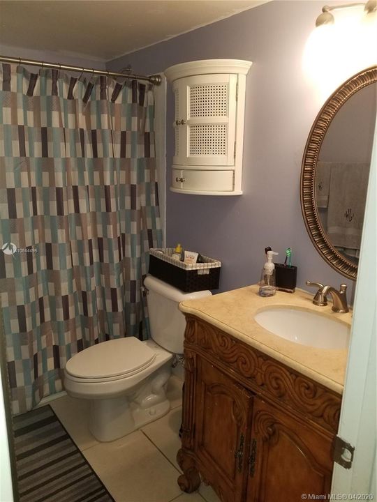 Recently Sold: $135,000 (2 beds, 2 baths, 1073 Square Feet)