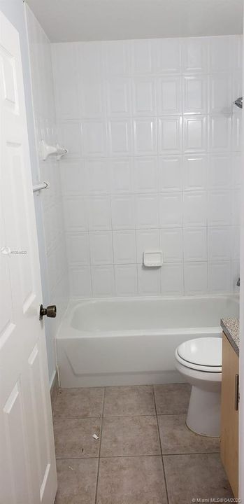 最近租的: $1,150 (2 贝兹, 2 浴室, 919 平方英尺)