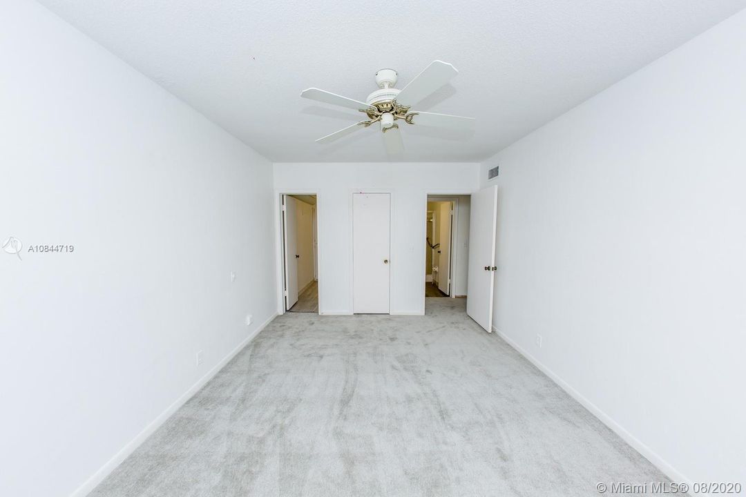 Recently Sold: $74,999 (2 beds, 2 baths, 930 Square Feet)