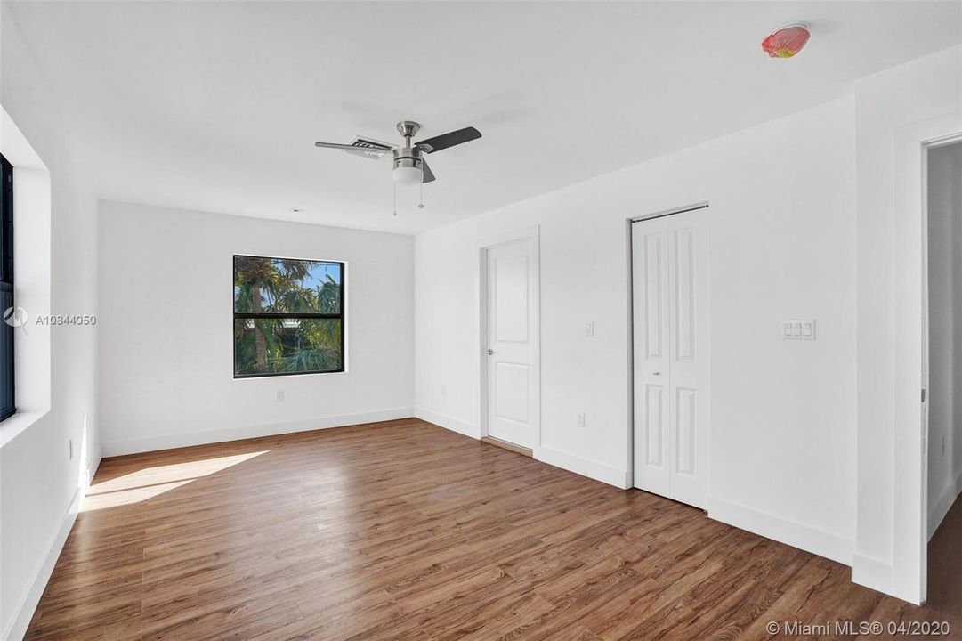 Недавно арендовано: $3,900 (4 спален, 4 ванн, 0 Квадратных фут)