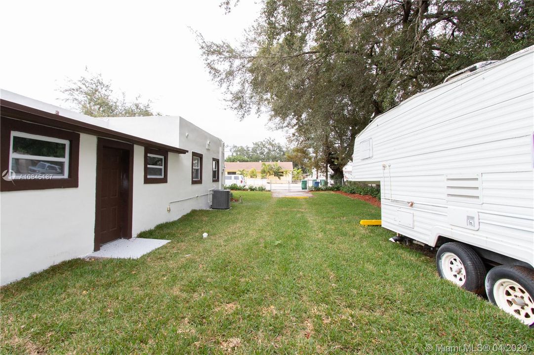 Recently Sold: $288,440 (3 beds, 2 baths, 1224 Square Feet)
