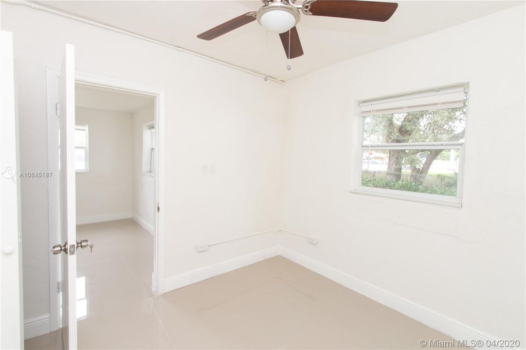 Recently Sold: $288,440 (3 beds, 2 baths, 1224 Square Feet)