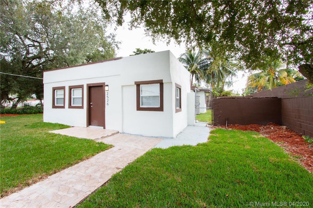 Recently Sold: $288,440 (3 beds, 2 baths, 1224 Square Feet)