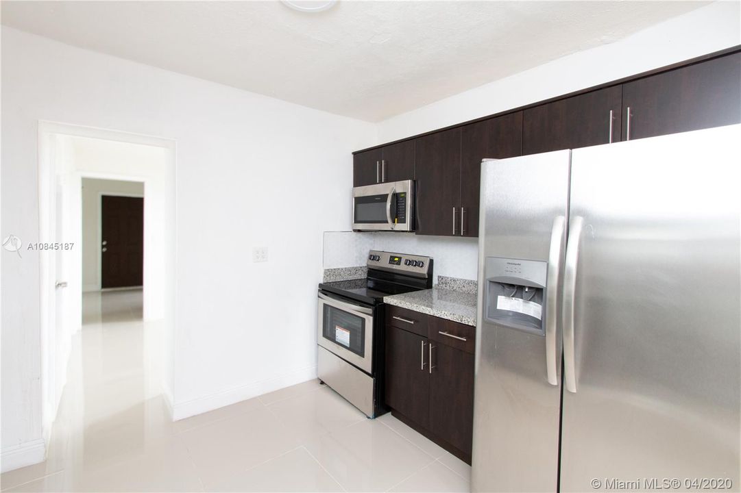 Recently Sold: $288,440 (3 beds, 2 baths, 1224 Square Feet)