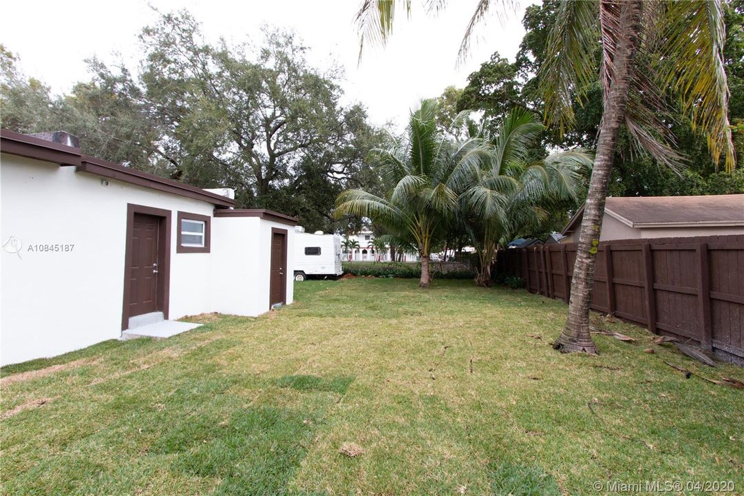 Recently Sold: $288,440 (3 beds, 2 baths, 1224 Square Feet)