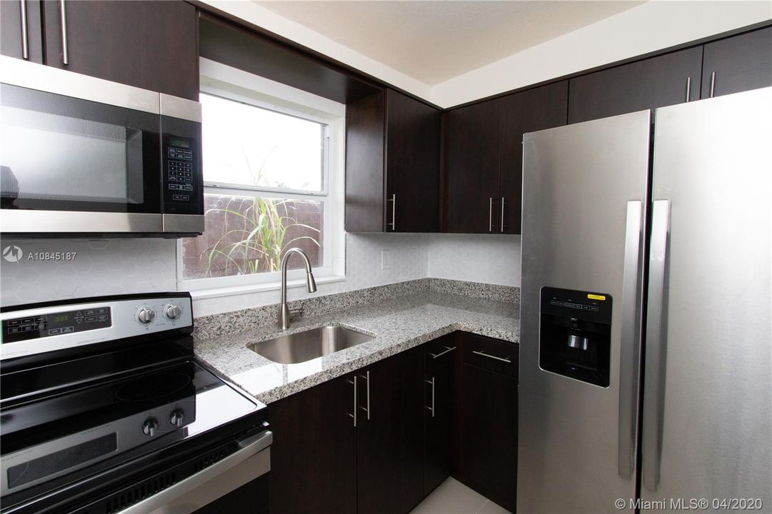 Recently Sold: $288,440 (3 beds, 2 baths, 1224 Square Feet)