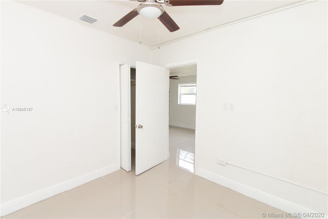 Recently Sold: $288,440 (3 beds, 2 baths, 1224 Square Feet)