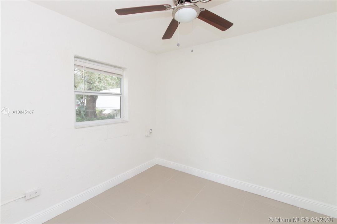 Recently Sold: $288,440 (3 beds, 2 baths, 1224 Square Feet)