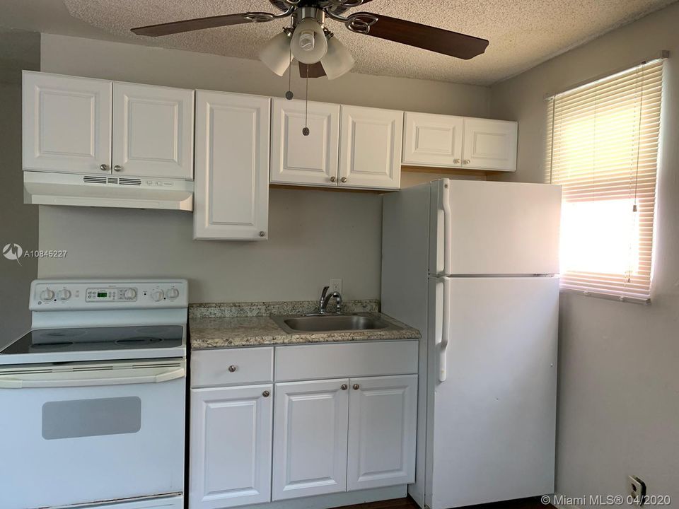 Recently Rented: $900 (0 beds, 1 baths, 3000 Square Feet)