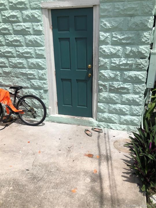 Recently Rented: $900 (0 beds, 1 baths, 3000 Square Feet)