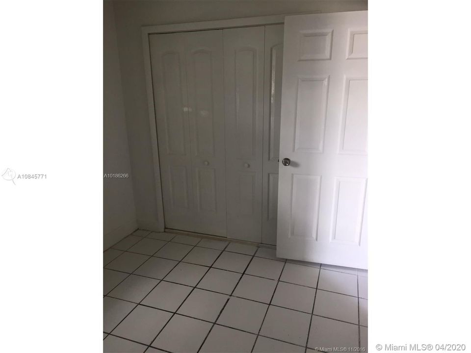 Recently Sold: $790,000 (0 beds, 0 baths, 3972 Square Feet)