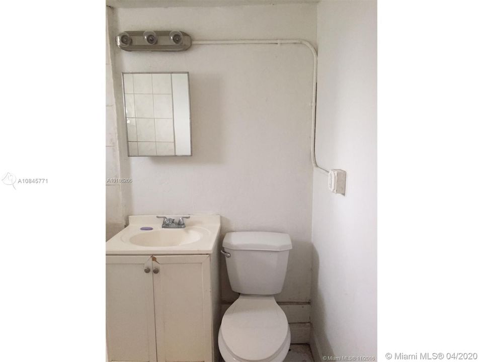Recently Sold: $790,000 (0 beds, 0 baths, 3972 Square Feet)