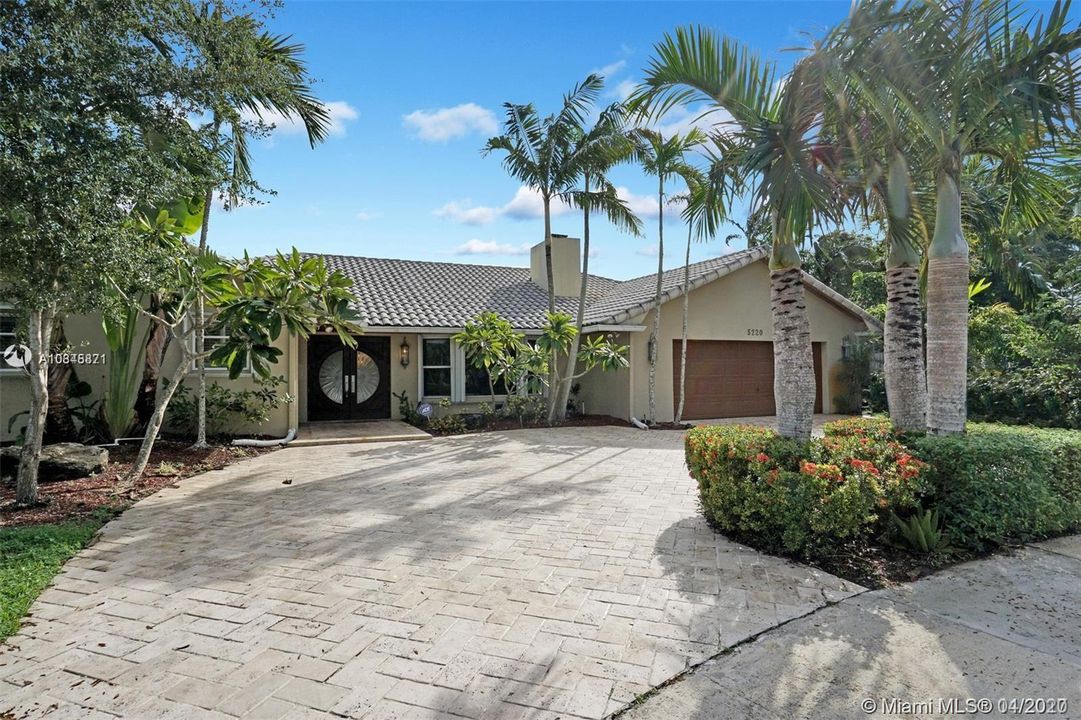 Recently Rented: $5,500 (6 beds, 3 baths, 4926 Square Feet)