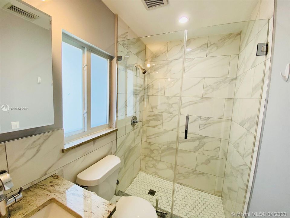 Recently Rented: $2,300 (2 beds, 2 baths, 0 Square Feet)