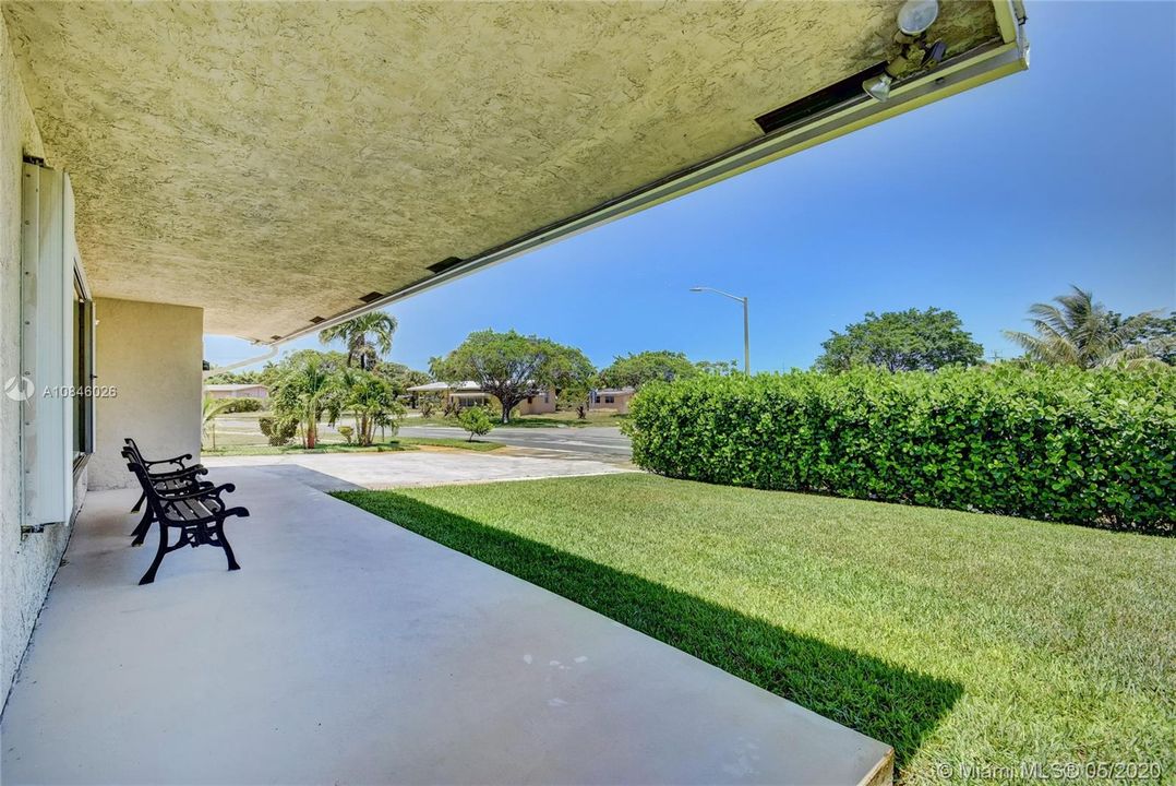 Recently Sold: $299,500 (4 beds, 3 baths, 1084 Square Feet)