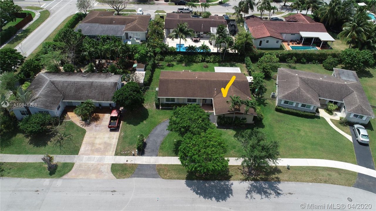 Very nice and centrally located neighborhood!