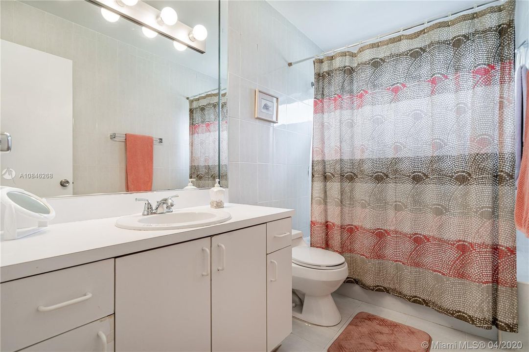2nd bathroom