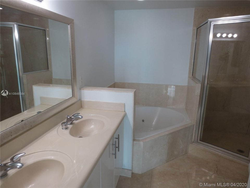 Недавно арендовано: $2,350 (2 спален, 2 ванн, 1251 Квадратных фут)