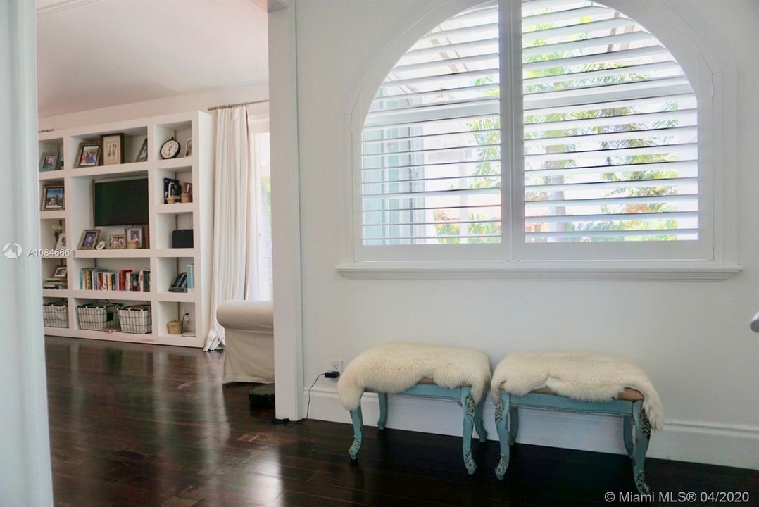 Master Bedroom sitting area