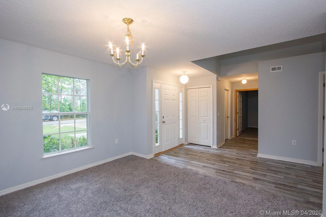 Recently Sold: $289,000 (4 beds, 2 baths, 2961 Square Feet)