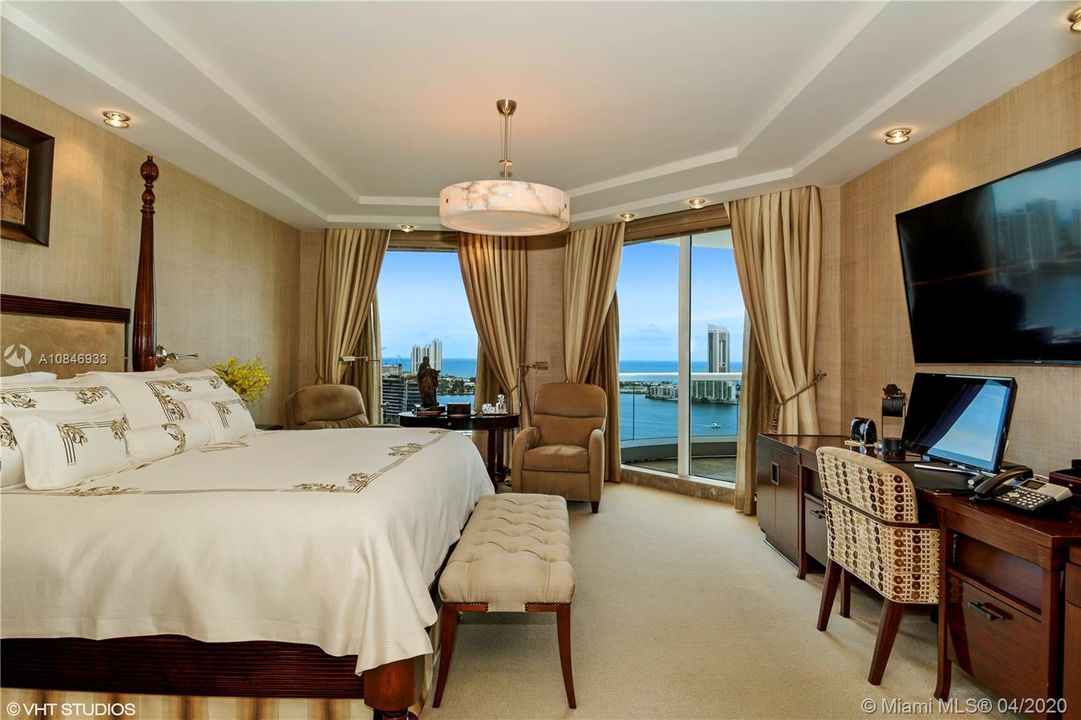 Master Bedroom with sitting area overlooking the intracoastal