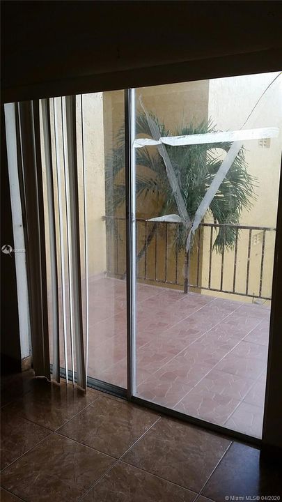 最近租的: $1,150 (1 贝兹, 1 浴室, 790 平方英尺)