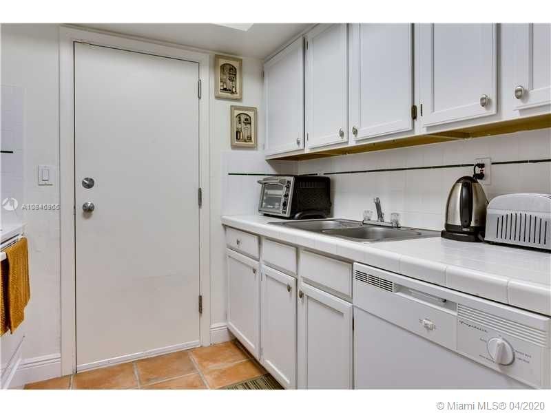 Recently Rented: $1,850 (1 beds, 1 baths, 440 Square Feet)