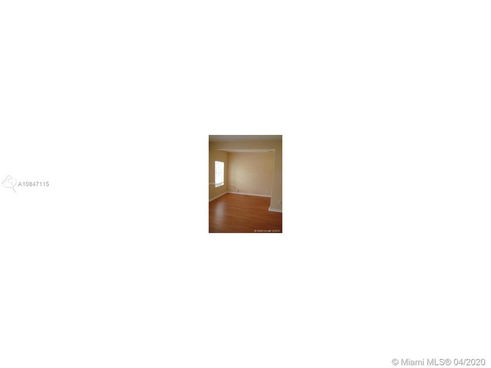 Vendido Recientemente: $230,000 (4 camas, 2 baños, 1800 Pies cuadrados)