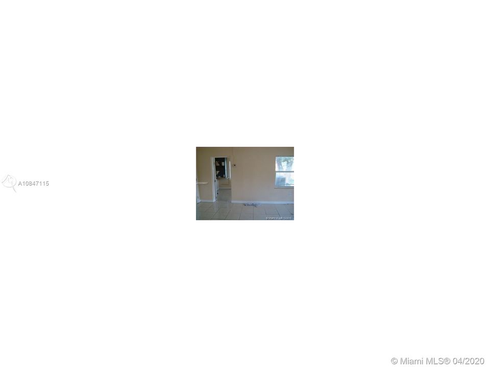 Vendido Recientemente: $230,000 (4 camas, 2 baños, 1800 Pies cuadrados)