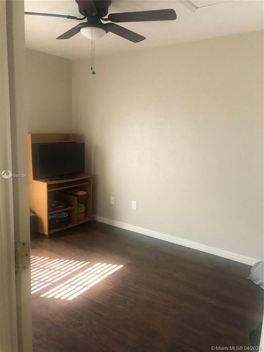Entrance to bedroom 2 w/ceiling fan