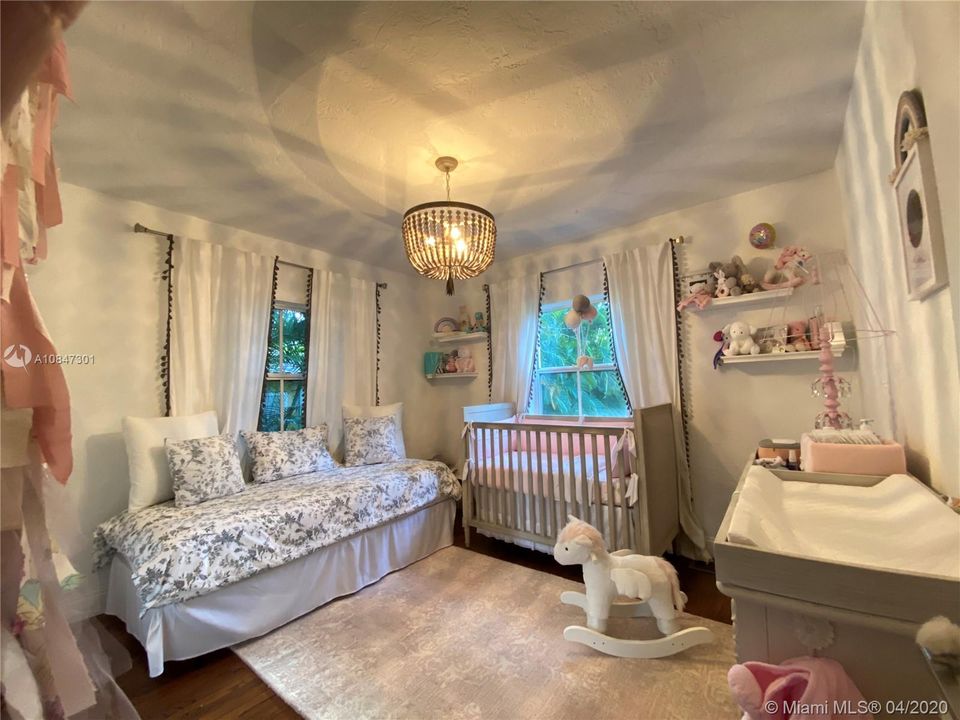 Vendido Recientemente: $479,000 (2 camas, 1 baños, 1033 Pies cuadrados)