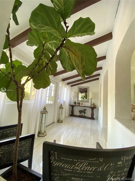 Vendido Recientemente: $479,000 (2 camas, 1 baños, 1033 Pies cuadrados)
