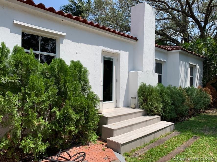 Vendido Recientemente: $479,000 (2 camas, 1 baños, 1033 Pies cuadrados)