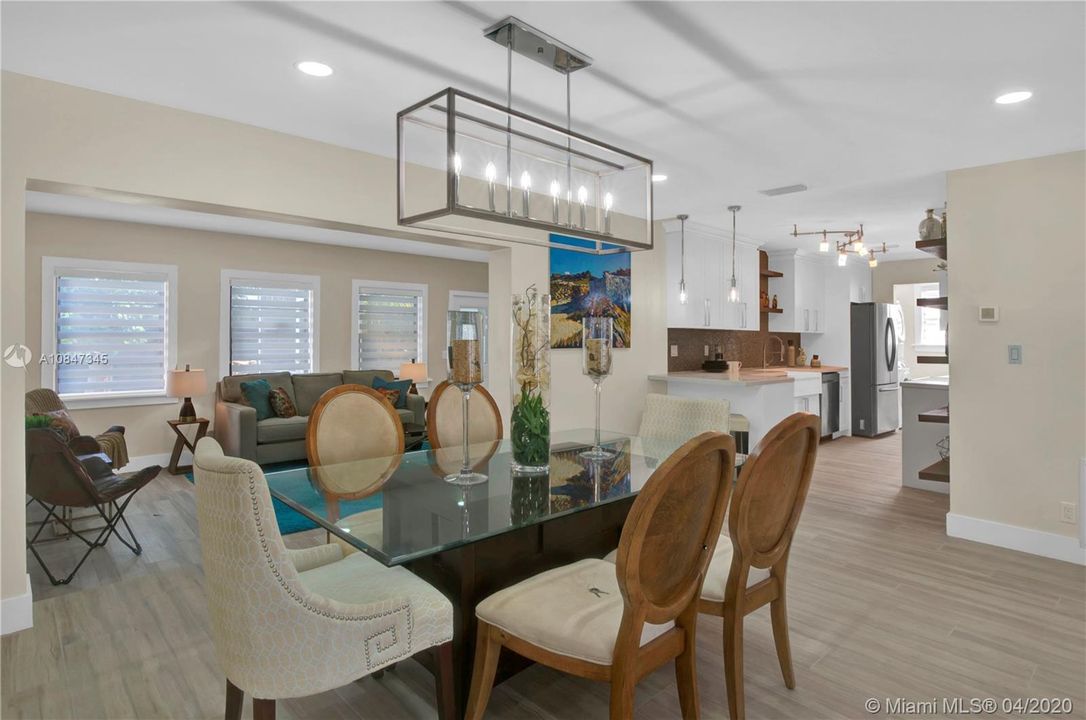 Recently Sold: $599,900 (3 beds, 2 baths, 1622 Square Feet)