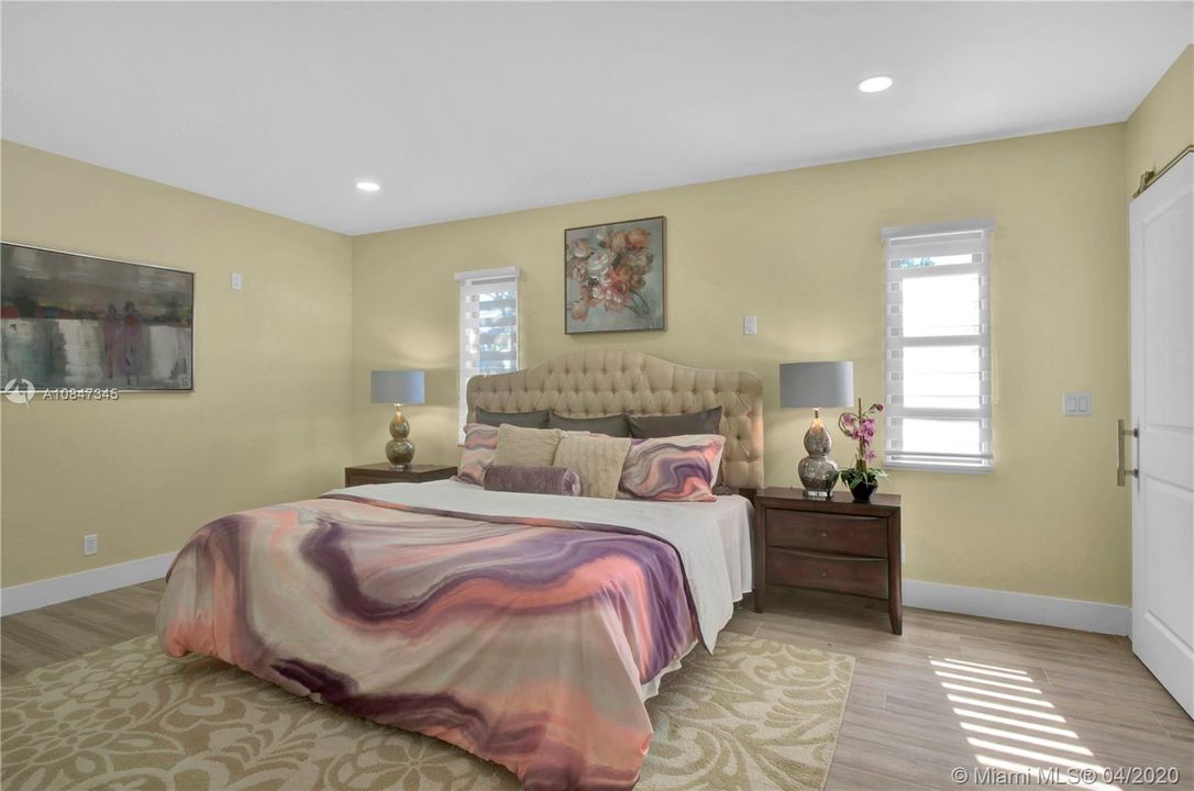 Recently Sold: $599,900 (3 beds, 2 baths, 1622 Square Feet)