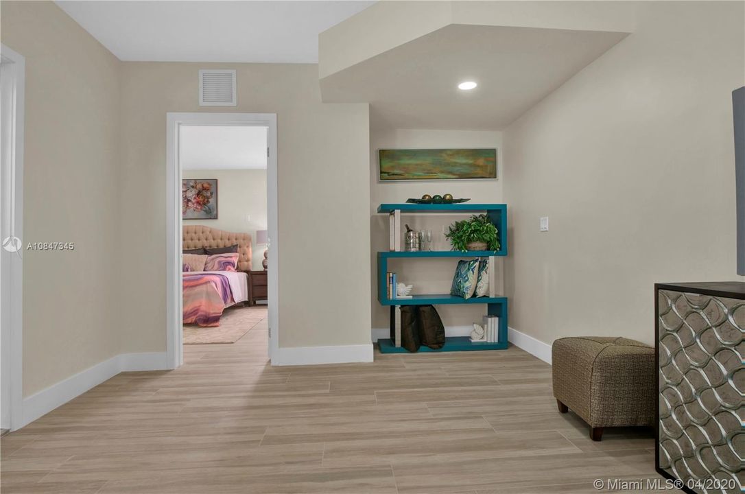 Recently Sold: $599,900 (3 beds, 2 baths, 1622 Square Feet)