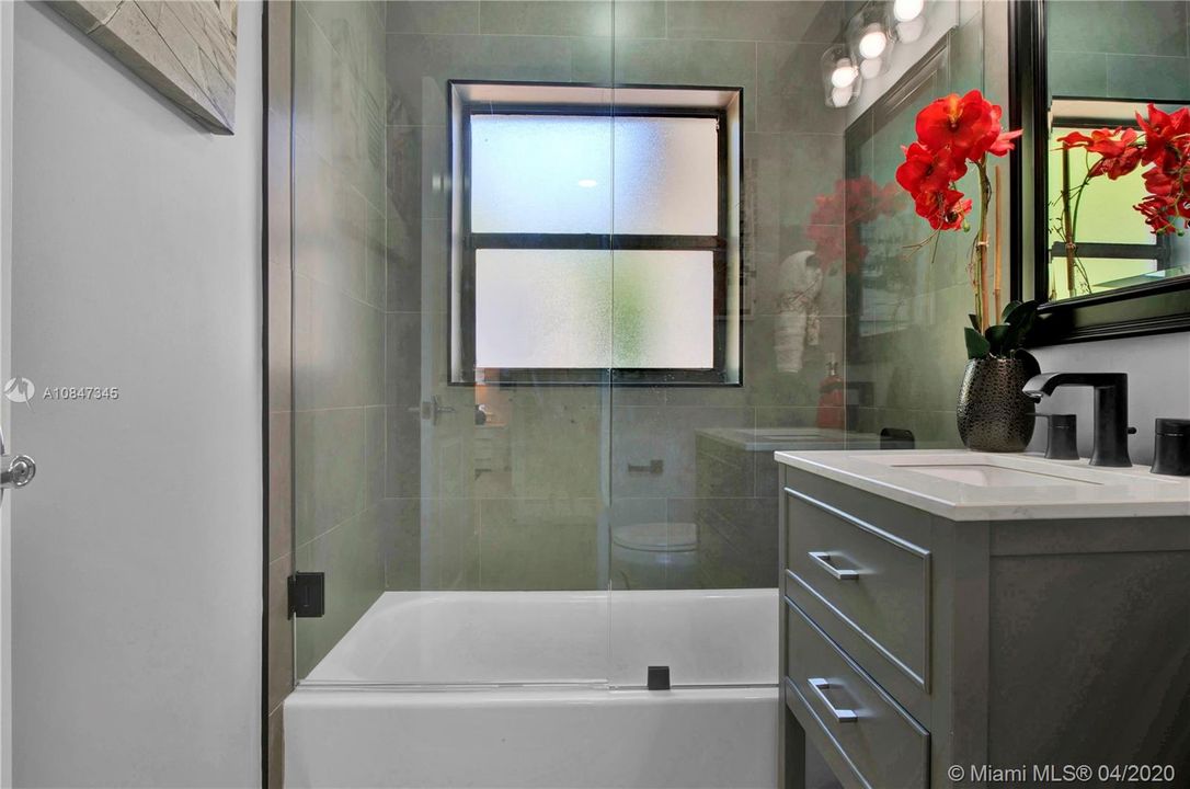 Recently Sold: $599,900 (3 beds, 2 baths, 1622 Square Feet)