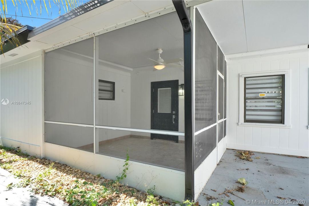 Recently Sold: $599,900 (3 beds, 2 baths, 1622 Square Feet)