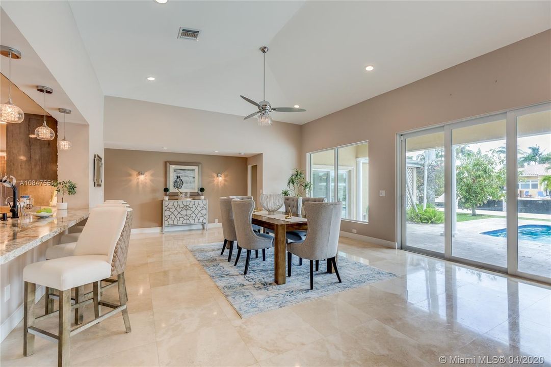 Recently Sold: $1,597,000 (4 beds, 4 baths, 2772 Square Feet)
