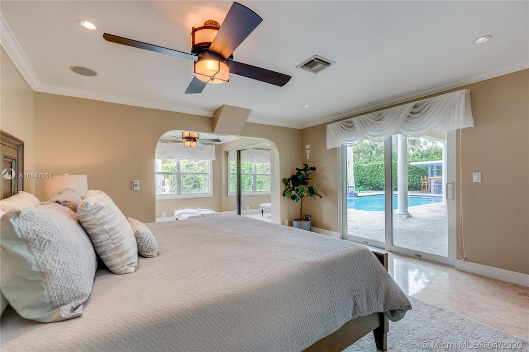 Recently Sold: $1,597,000 (4 beds, 4 baths, 2772 Square Feet)