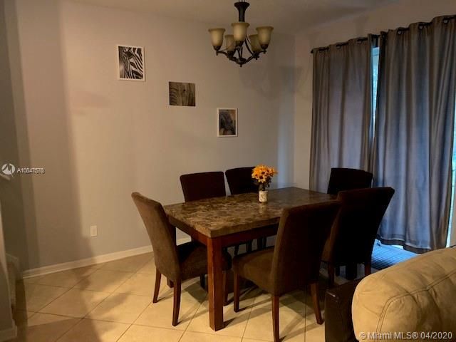 Недавно арендовано: $1,900 (3 спален, 2 ванн, 1764 Квадратных фут)