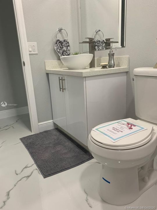 Vendido Recientemente: $414,900 (4 camas, 3 baños, 1719 Pies cuadrados)