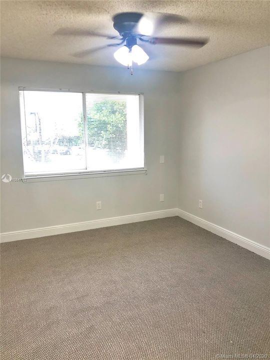 Recently Rented: $1,325 (1 beds, 1 baths, 772 Square Feet)