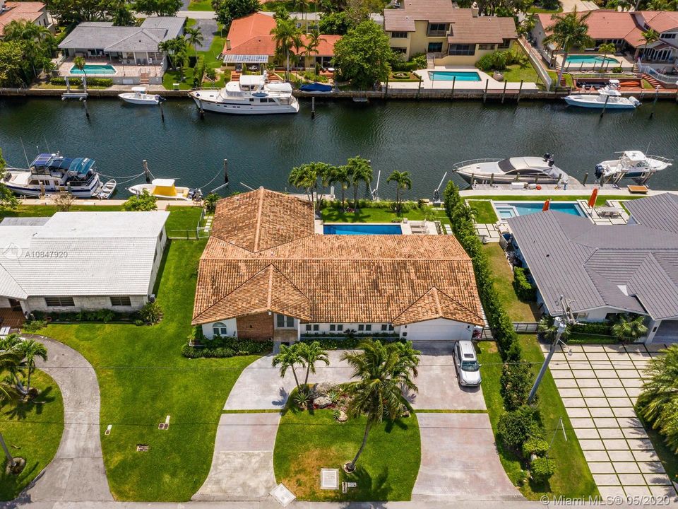 Aerial views of home.  Minutes to Biscayne Bay.