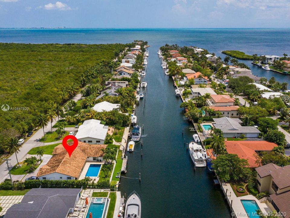 Very close to Biscayne Bay!